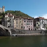 Διαμέρισμα In Imperia Fuer Bis Zu 4 Personen