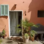 Διαμέρισμα In Imperia Fuer Bis Zu 4 Personen