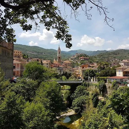 In Imperia Fuer Bis Zu 4 Personen Apartamento Vasia